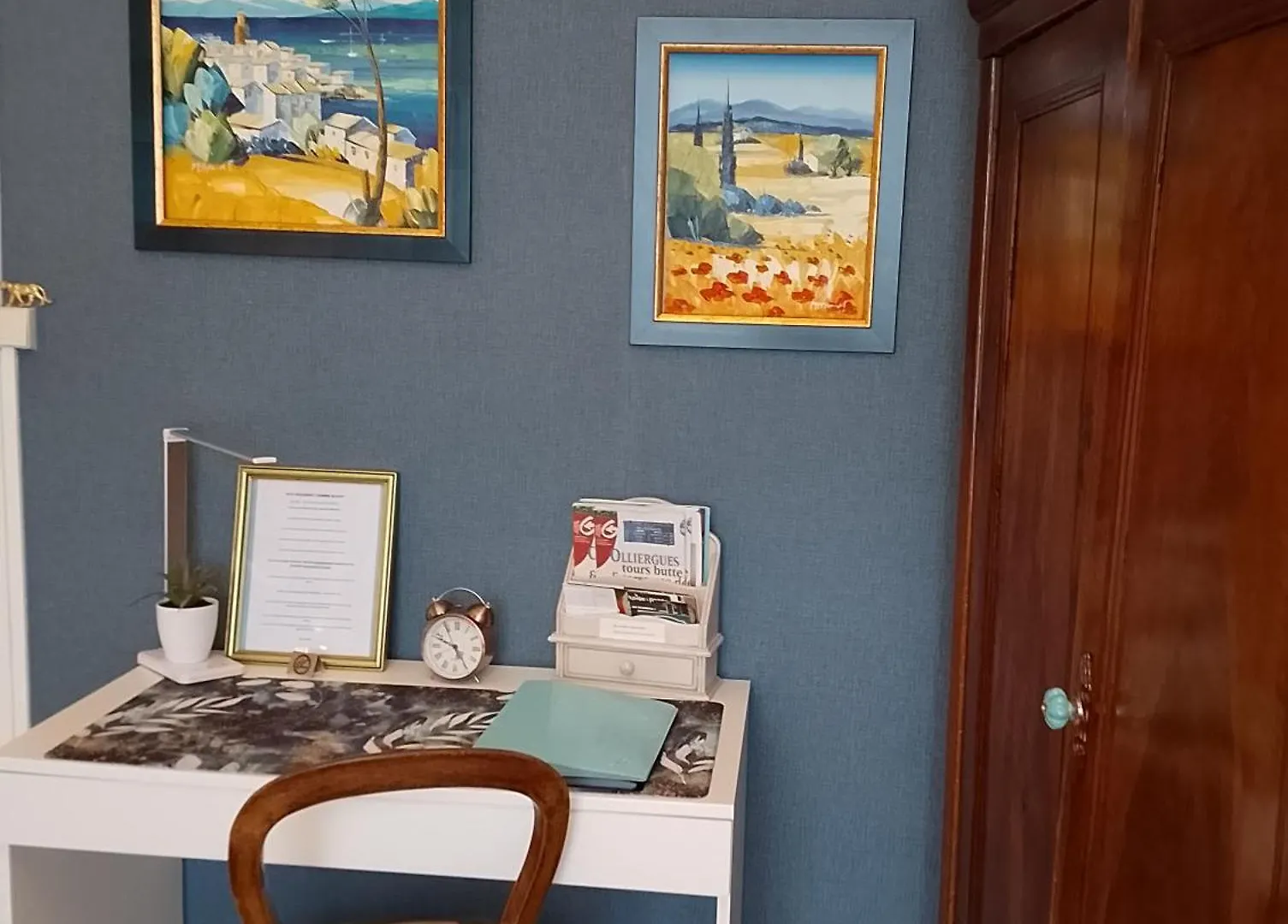 Chambre Bounty, B&B, Cuisine Privee, Lit Queen Size, Terrasse, Parking, Garage Olliergues